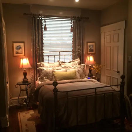 Belle Oaks Inn-2